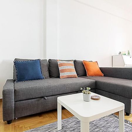 Spacious Two Bedroom Apartment In Central Location Atena Exterior foto