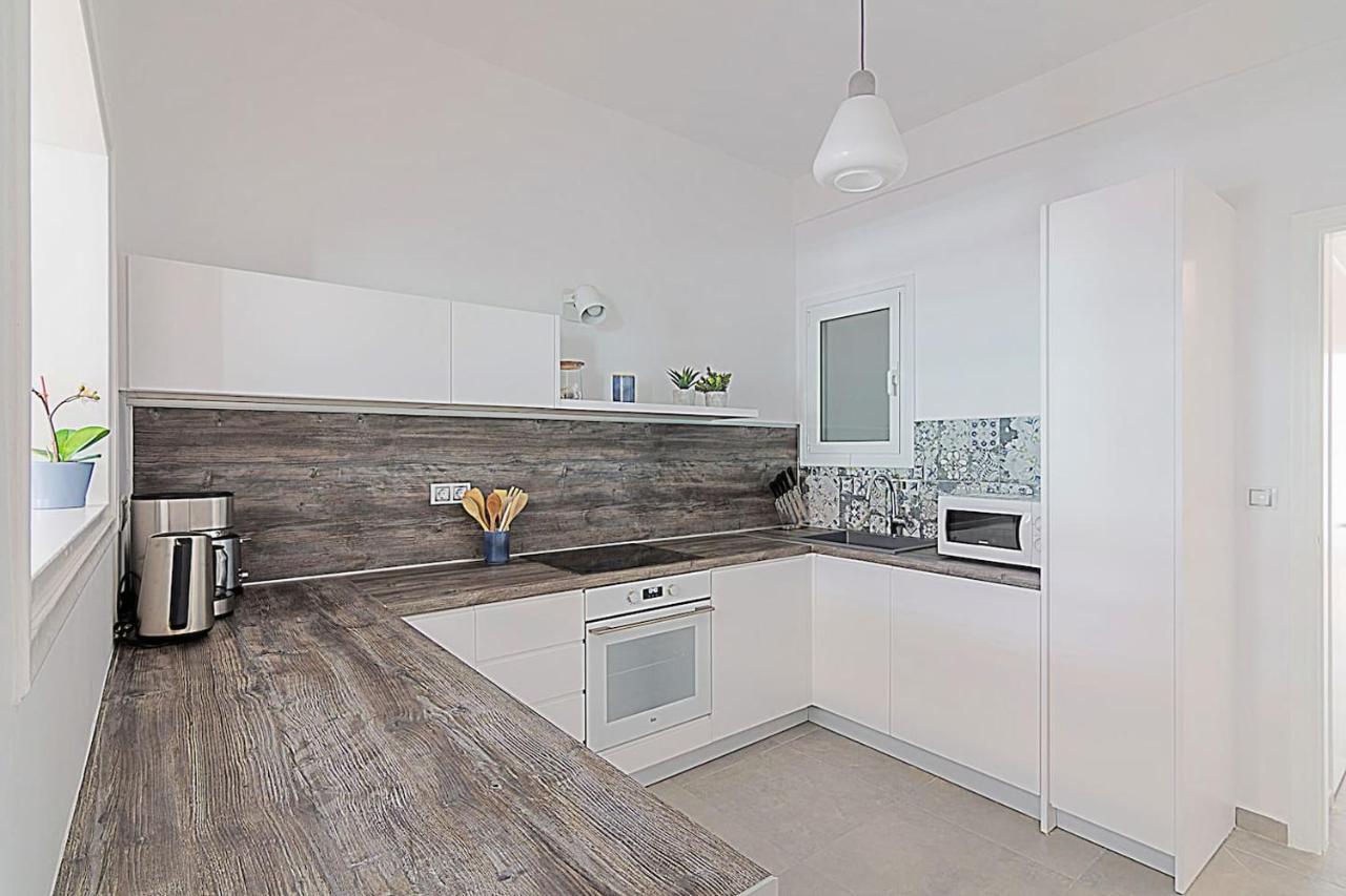 Spacious Two Bedroom Apartment In Central Location Atena Exterior foto