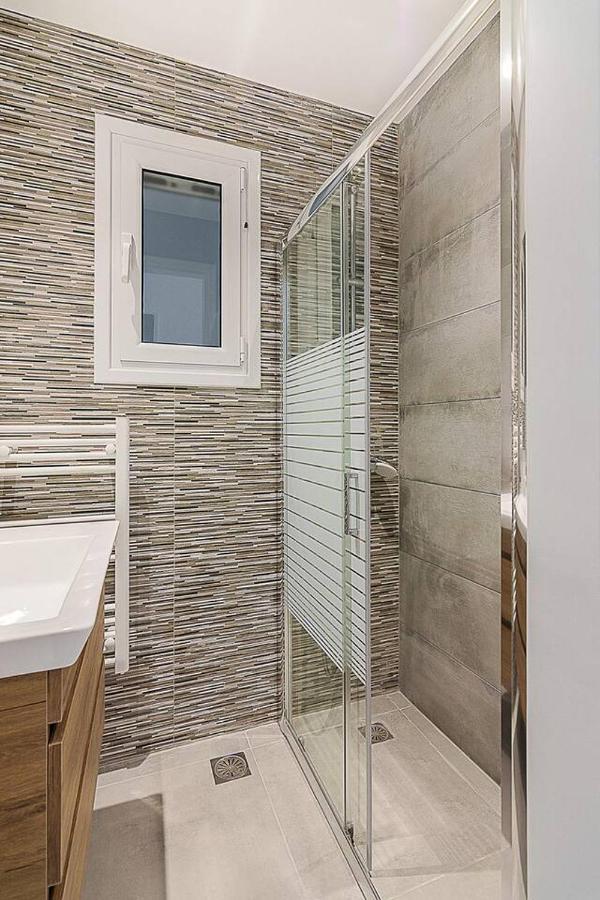 Spacious Two Bedroom Apartment In Central Location Atena Exterior foto