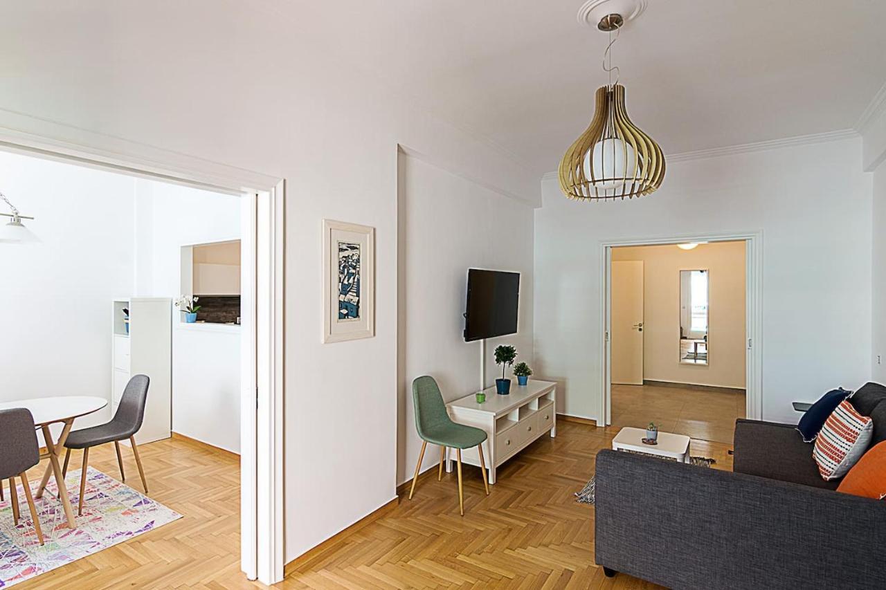 Spacious Two Bedroom Apartment In Central Location Atena Exterior foto
